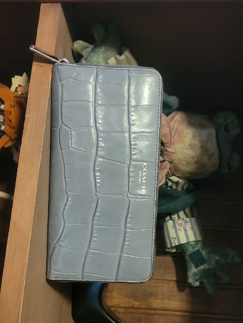 Coach Light Gray Croc-Embossed Zip Wallet - Picture 2 of 7